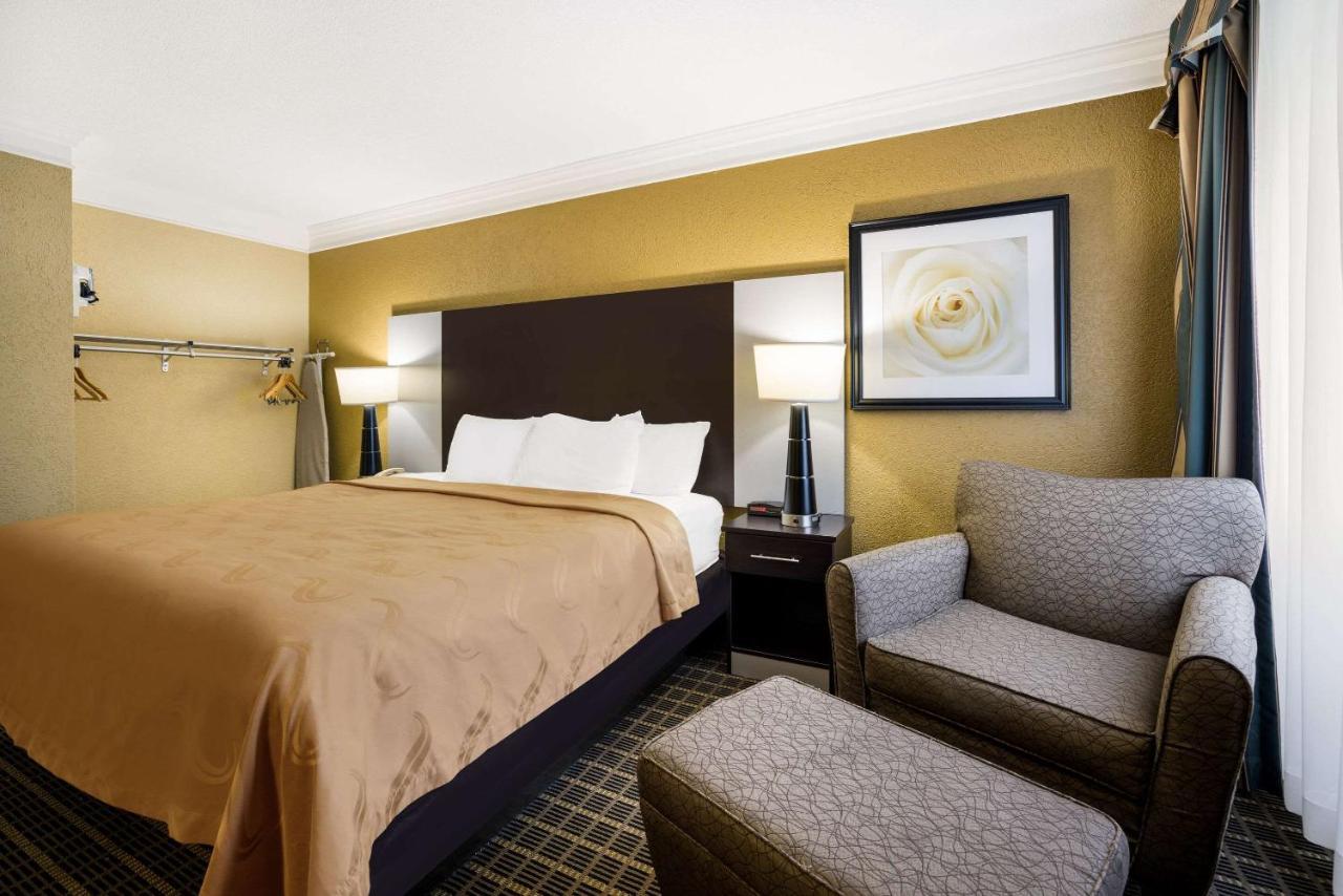 Quality Inn And Suites Fairgrounds - Syracuse Seneca Knolls Exteriör bild